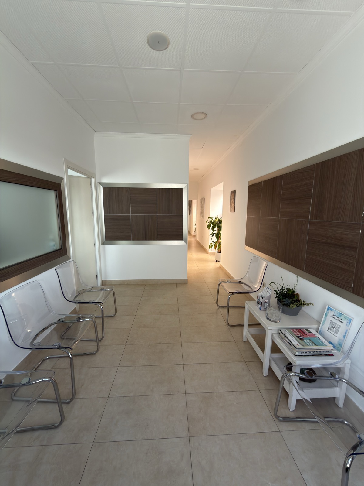 Sala de espera de la Clínica Dental Virgen de la Antigua